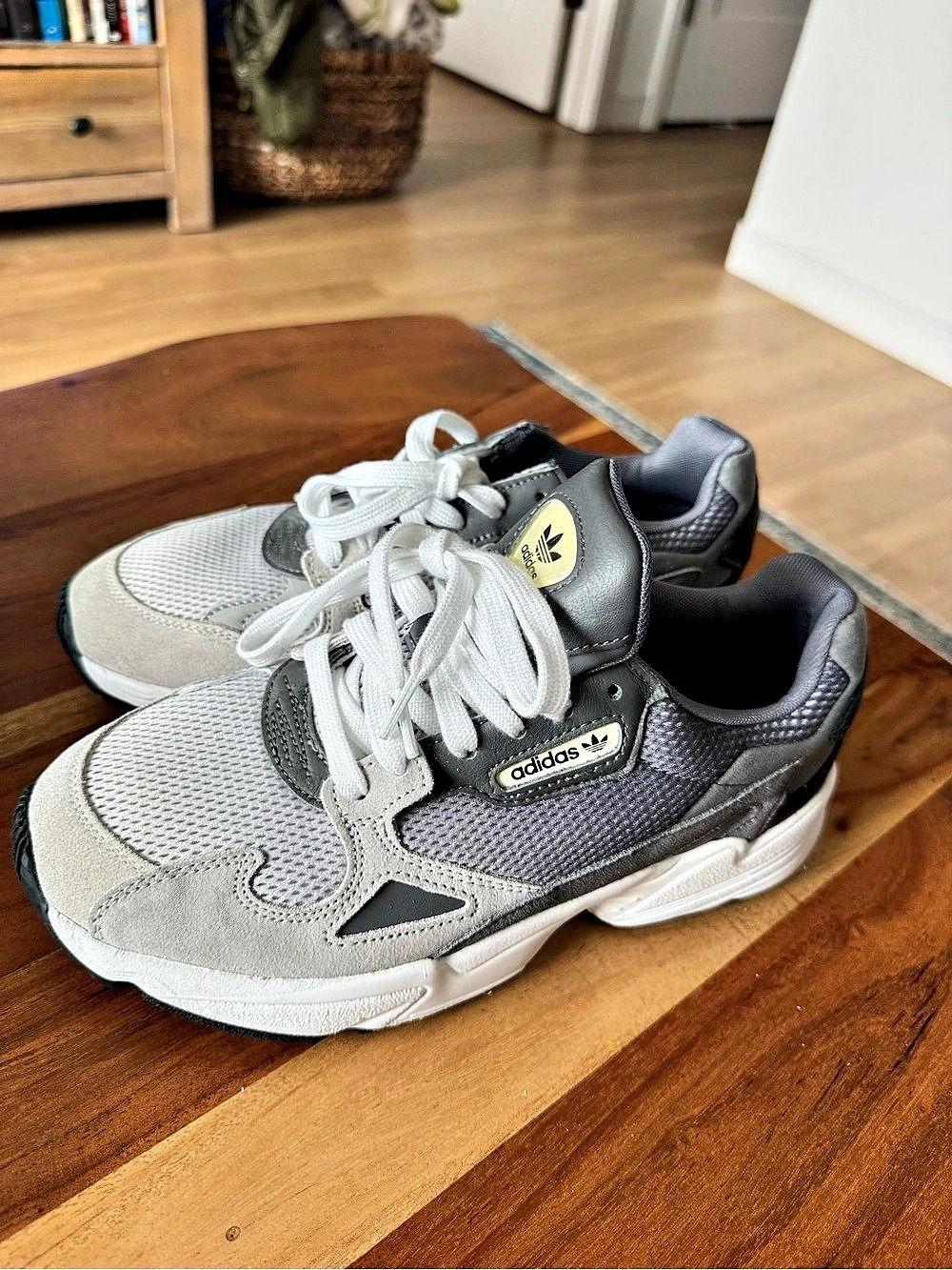 adidas Falcon Sneakers Gray & White US 8.5 Like New